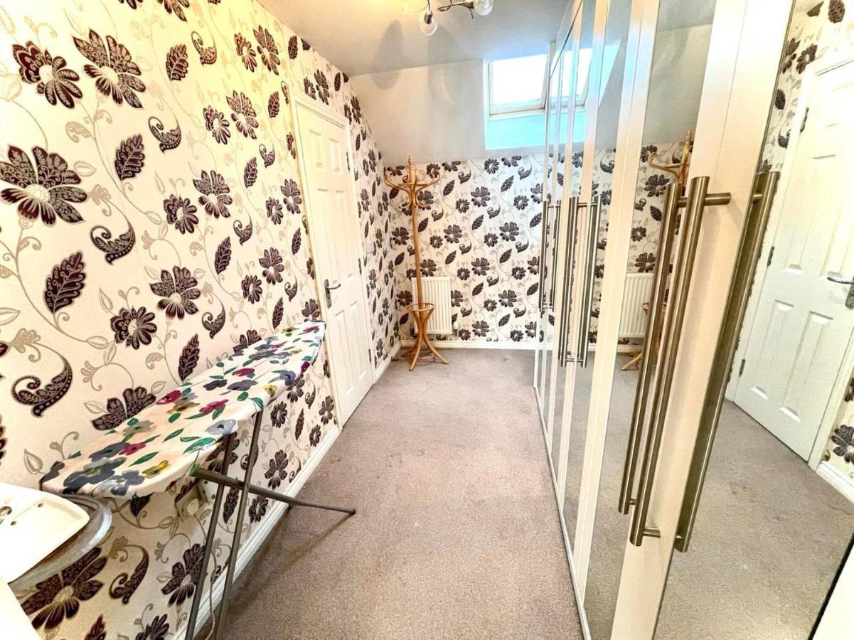 Lakeside Stylish 3 Bedroom House Grays Bagian luar foto
