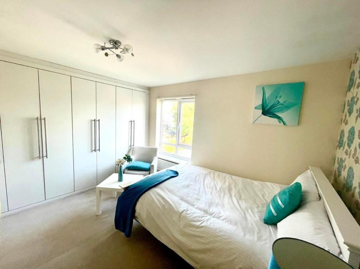 Lakeside Stylish 3 Bedroom House Grays Bagian luar foto